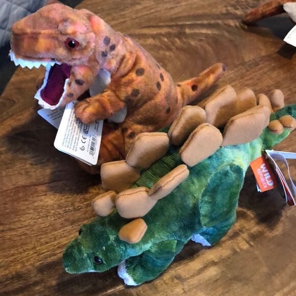 Wild Republic Mini Stegosaurus and Mini T-Rex - Picture 1 of 8